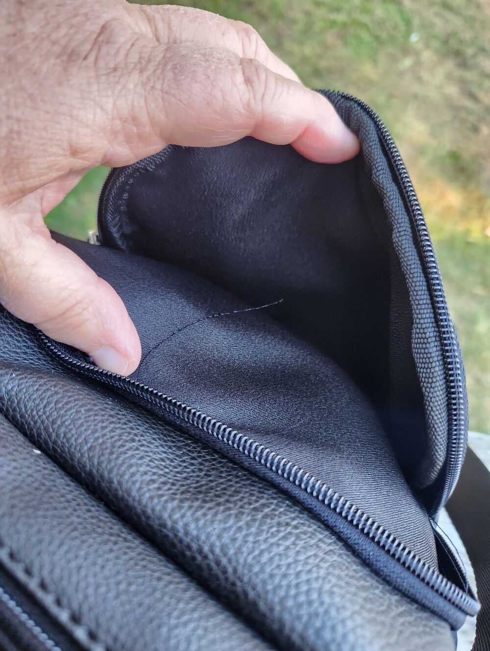 Pierre Cardin Black Leather Crossbody Bag for Messenger Men Nwt - Picture 11 of 12